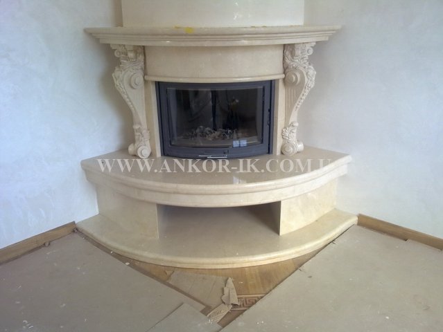 Marble fireplace Камин из мрамора Камін із мармуру