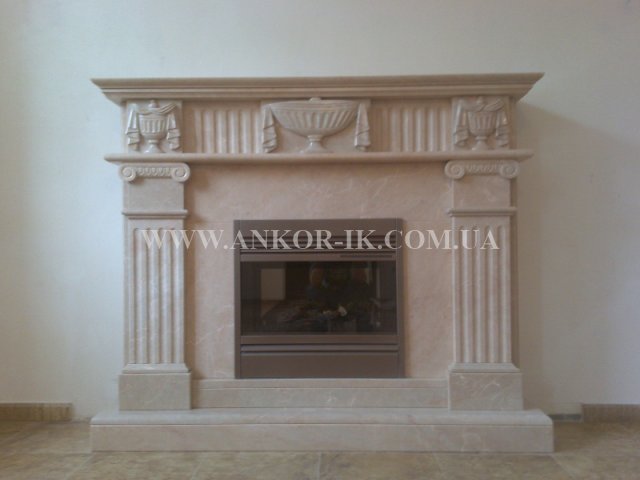 Marble fireplace Камин из мрамора Камін із мармуру
