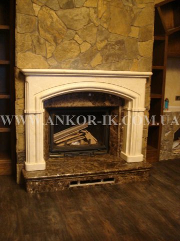 Marble fireplace Камин из мрамора Камін із мармуру