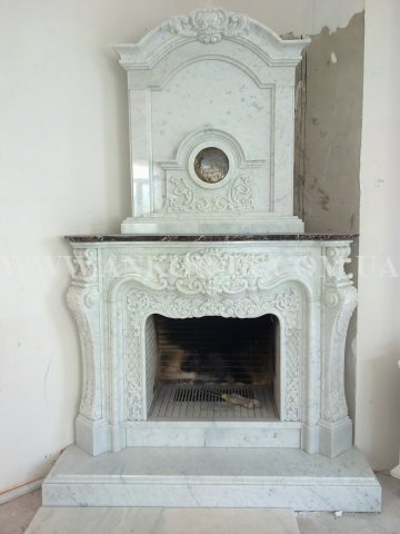 Marble fireplace Камин из мрамора Камін із мармуру