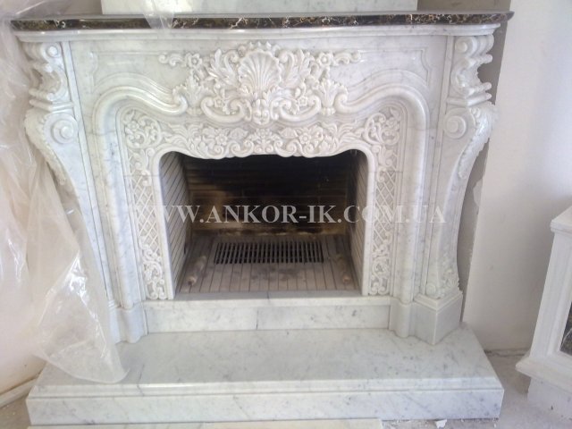 Marble fireplace Камин из мрамора Камін із мармуру