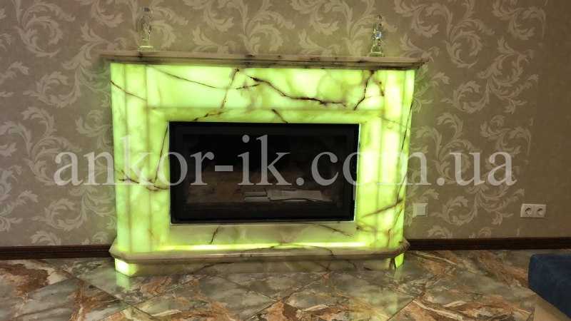 Marble fireplace Камин из мрамора Камін із мармуру