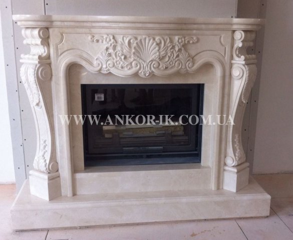 Marble fireplace Камин из мрамора Камін із мармуру