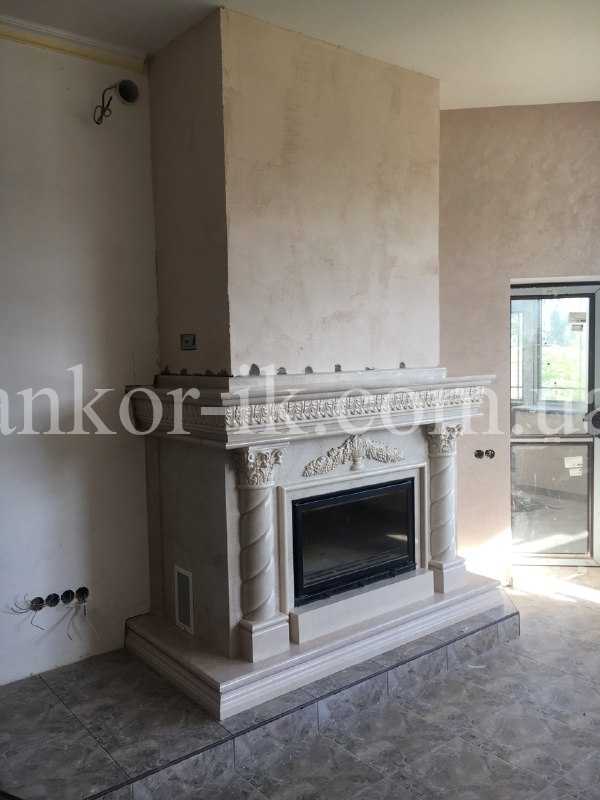 Marble fireplace Камин из мрамора Камін із мармуру
