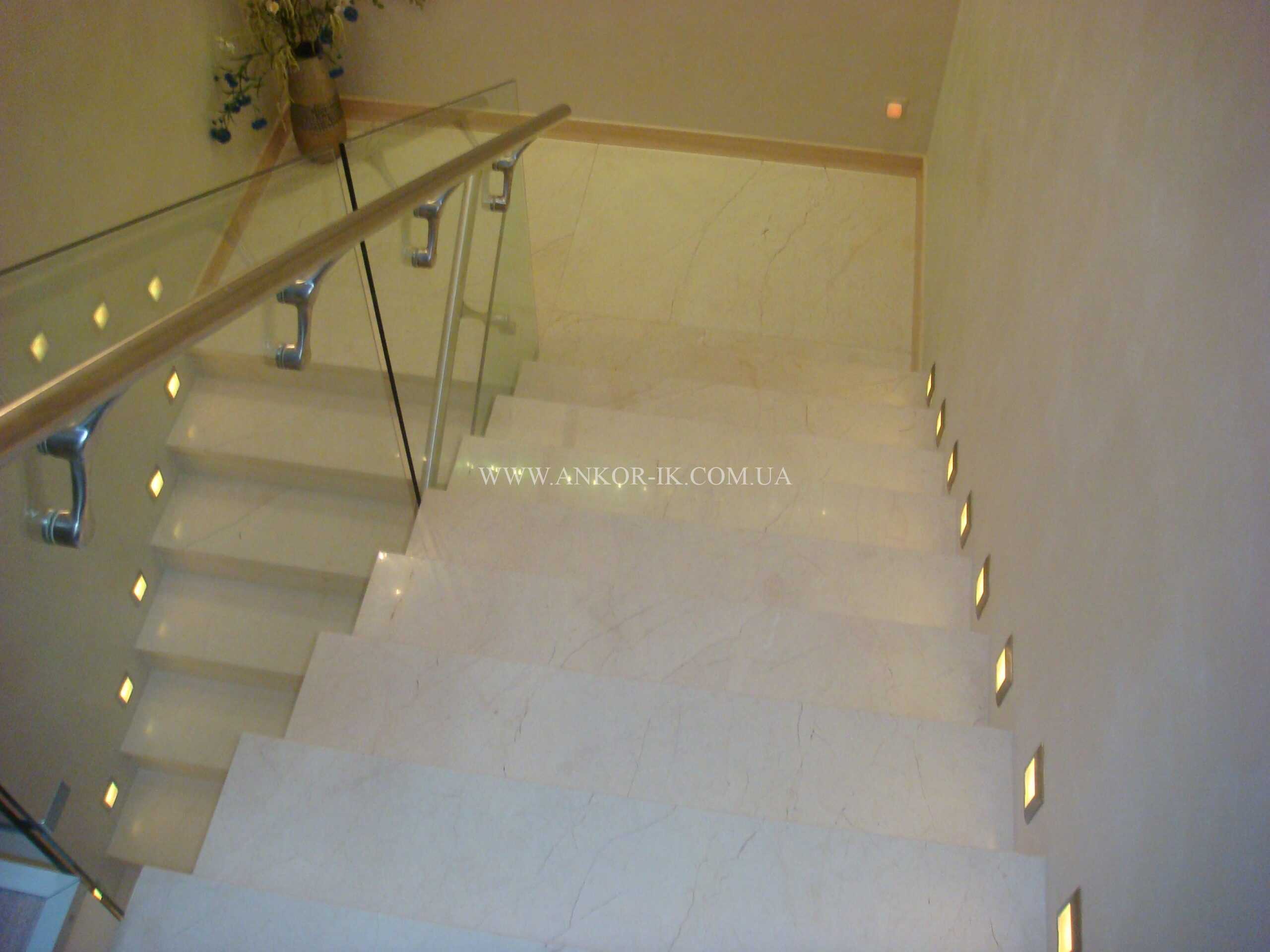 Marble-stairs-Лестницы-мраморные-Сходи-мармурові