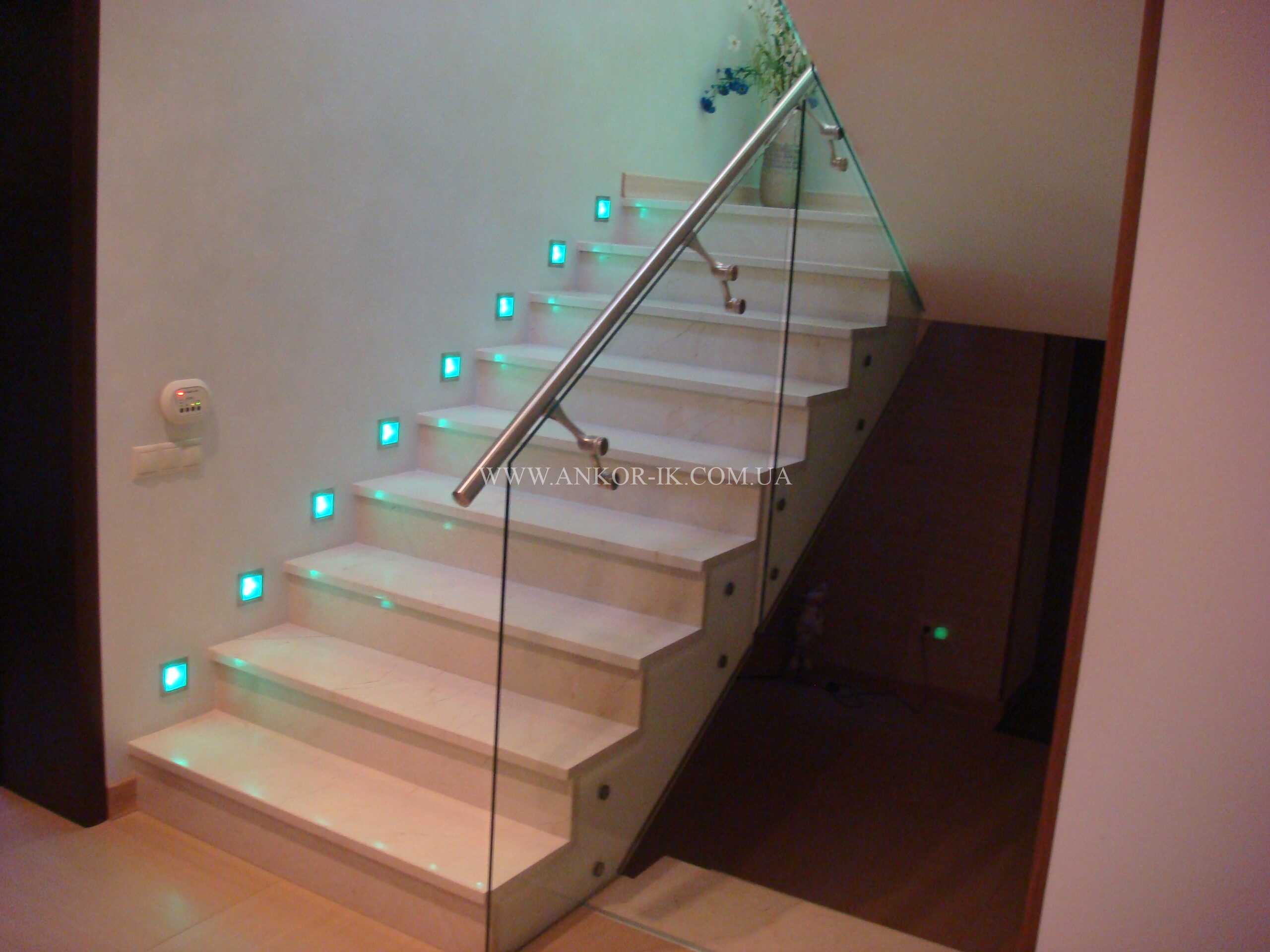 Marble-stairs-Лестницы-мраморные-Сходи-мармурові