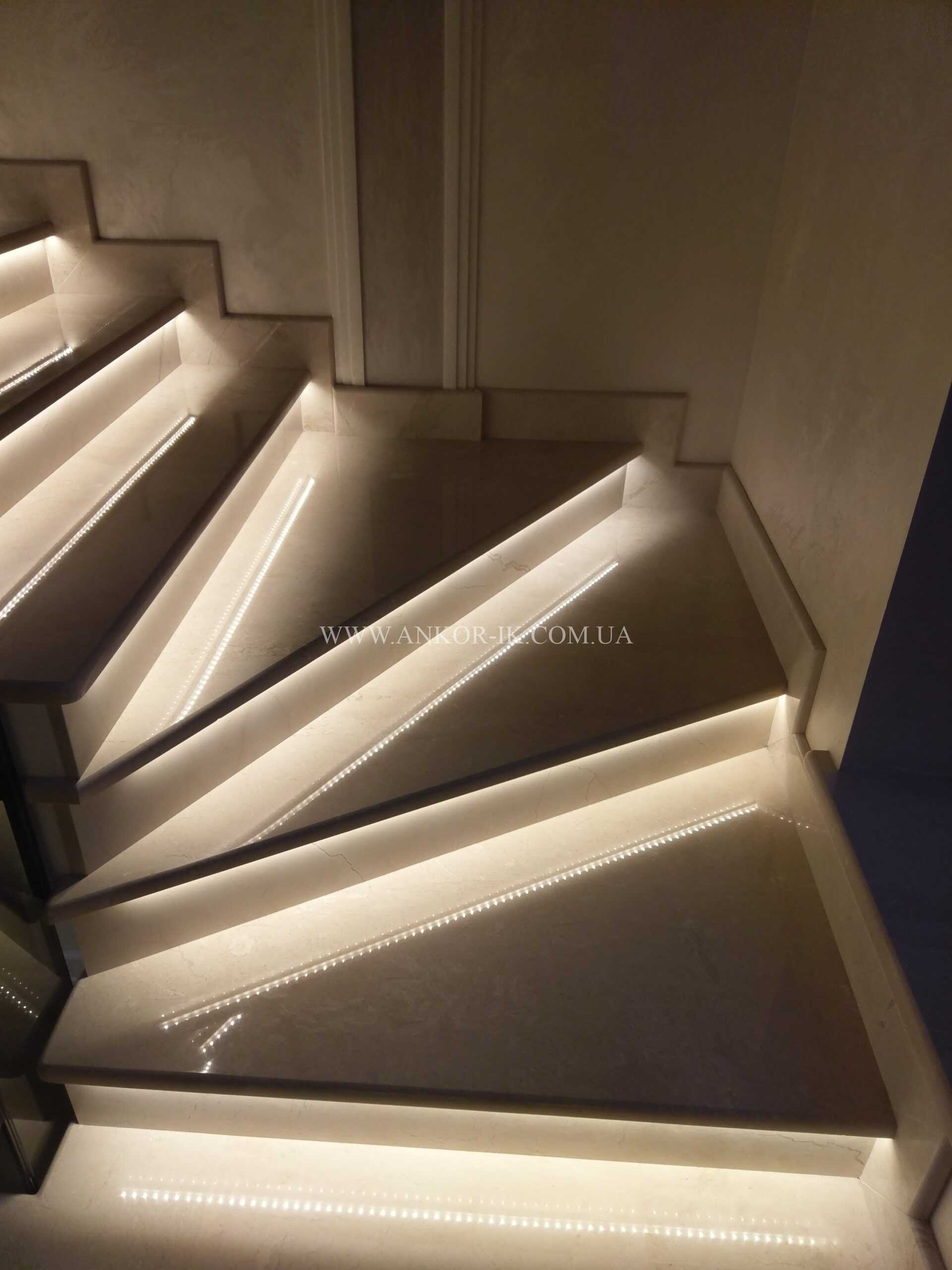 Marble-stairs-Лестницы-мраморные-Сходи-мармурові