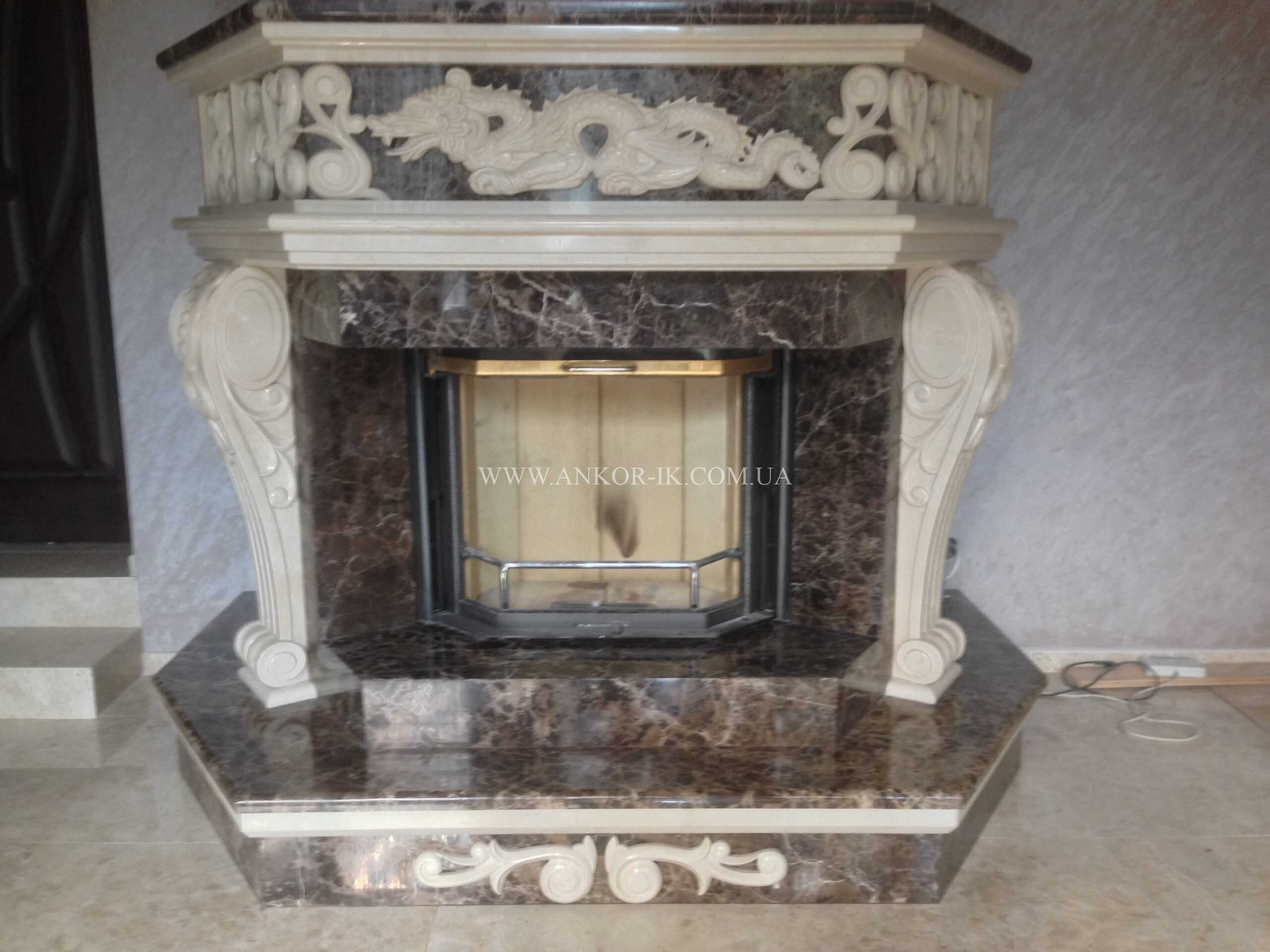 Marble fireplace Камин из мрамора Камін із мармуру