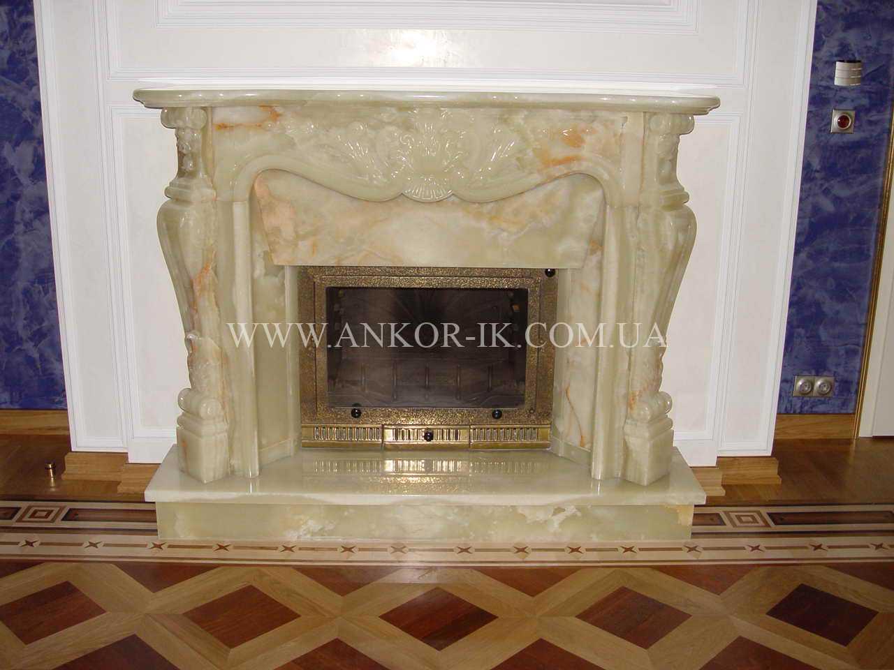 Kamin-iz-oniksa Marble fireplace Камин из мрамора Камін із мармуру