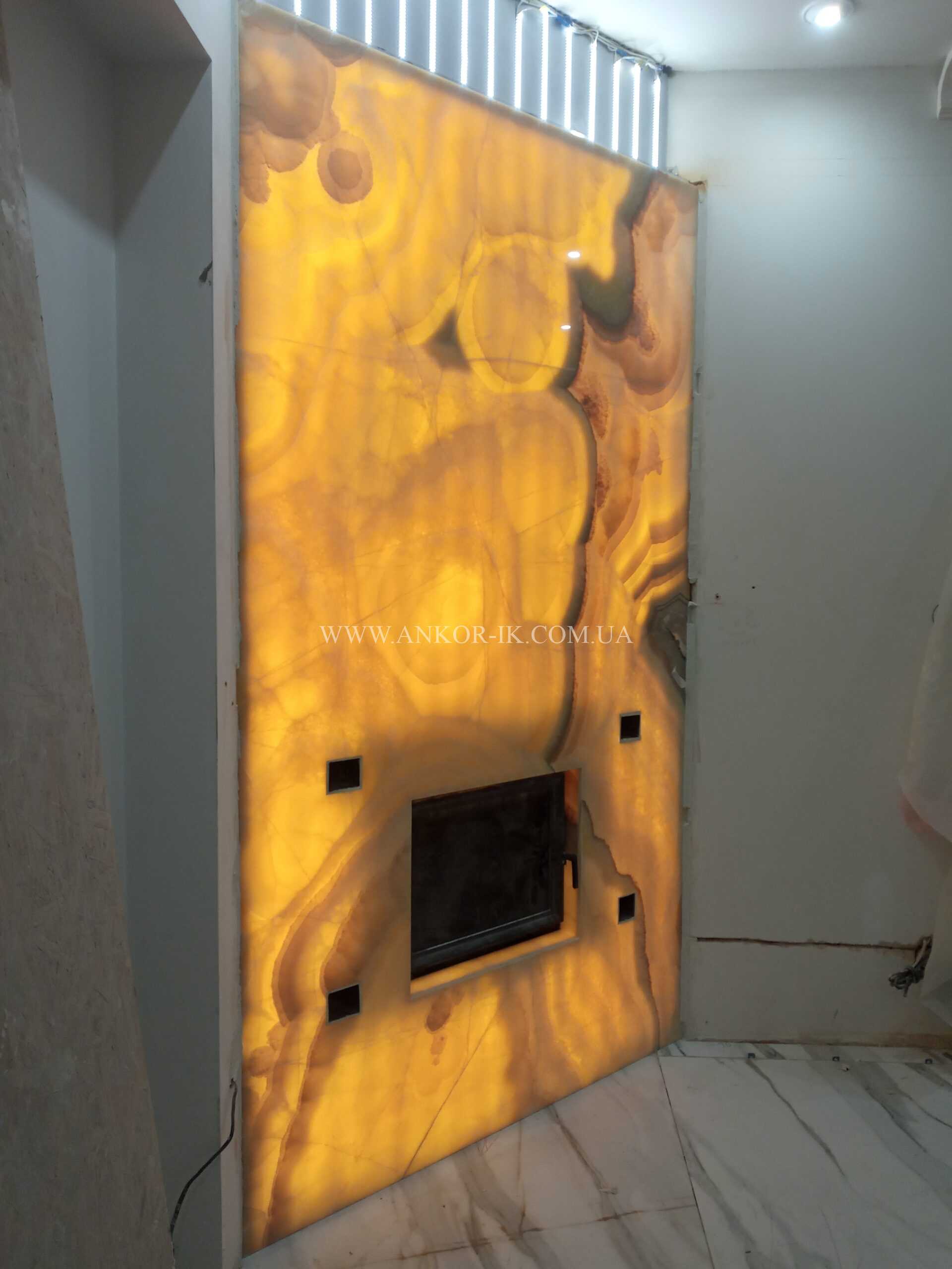Marble fireplace Камин из мрамора Камін із мармуру